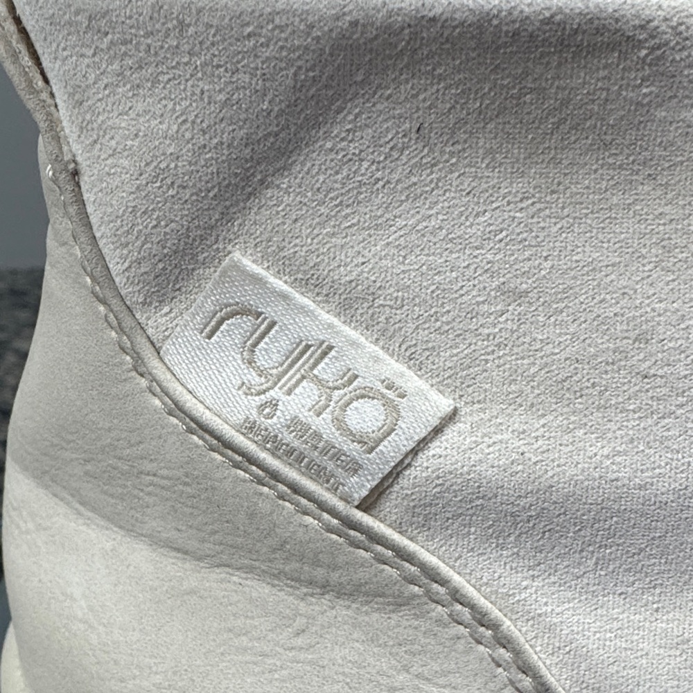 Ryka Candid Gardenia white Cream Ankle shoes NWT 9.5 - Picture 2 of 13